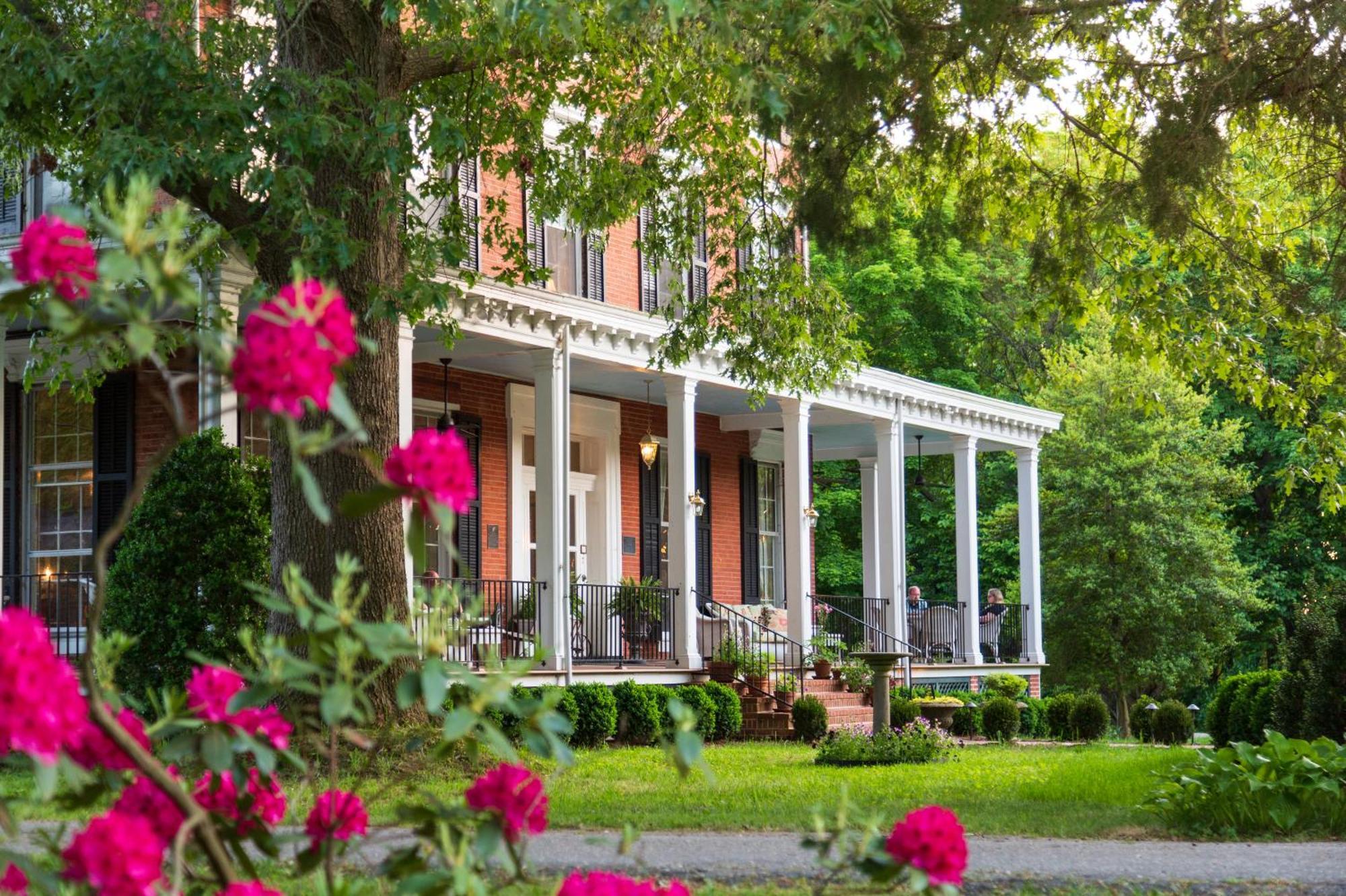 Brampton 1860 Bed and Breakfast Chestertown Exteriör bild